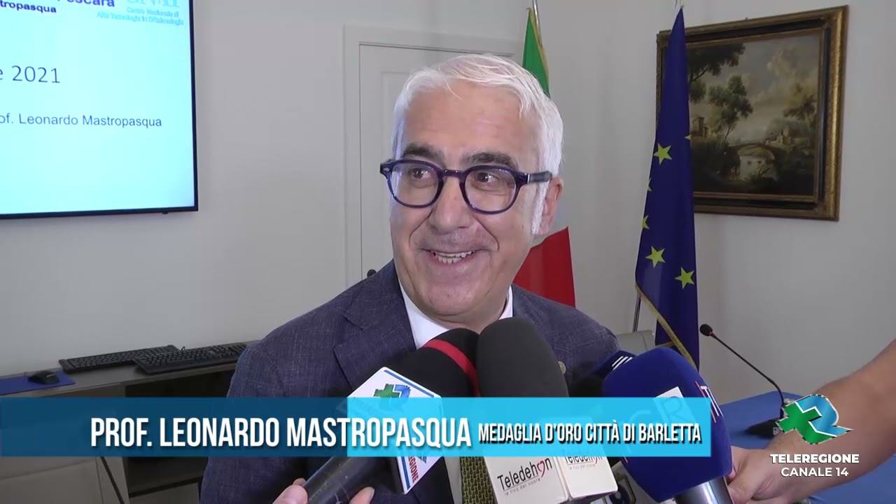BARLETTA  Medaglia d'oro per il prof  Leonardo Mastropasqua TG Teleregione 02 10 2021