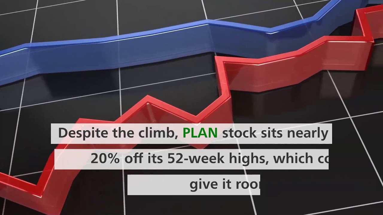 Buy this Top-Ranked Cloud Stock Ahead of Earnings for Coronavirus Resilience?