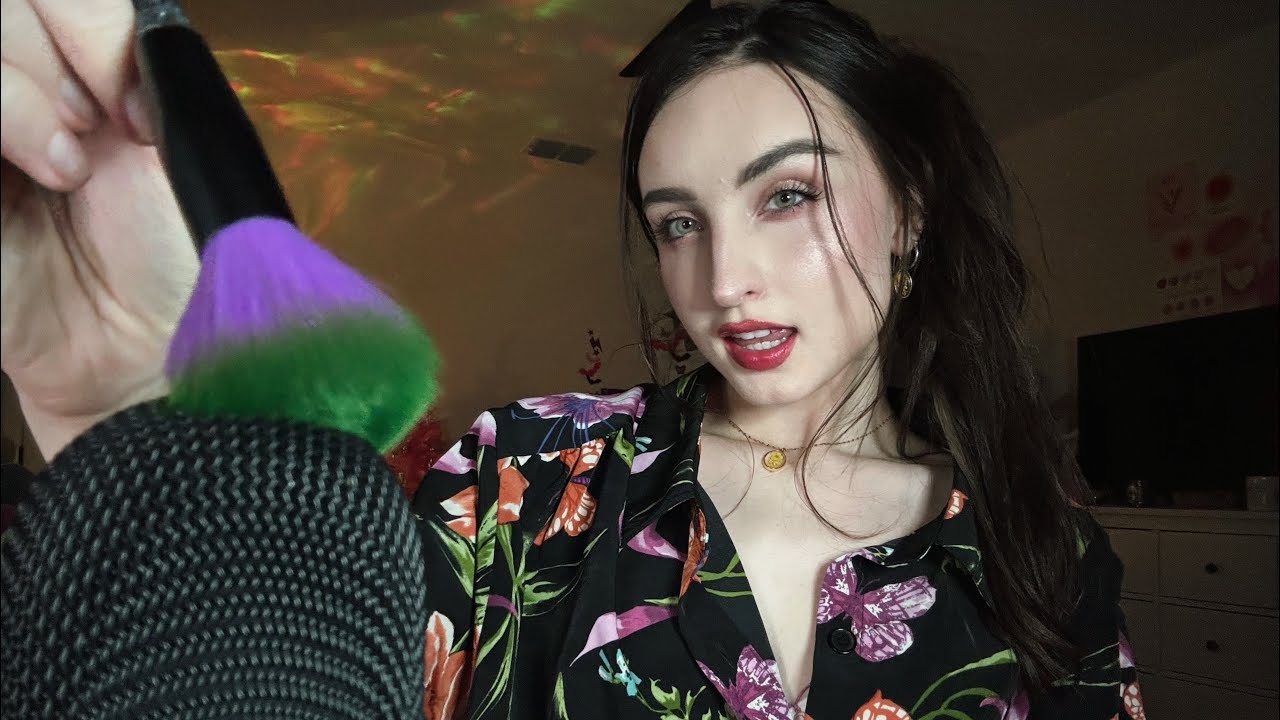 Sleepy Sounds ASMR | Fast Mic Brushing ASMR w/ Hand Sounds