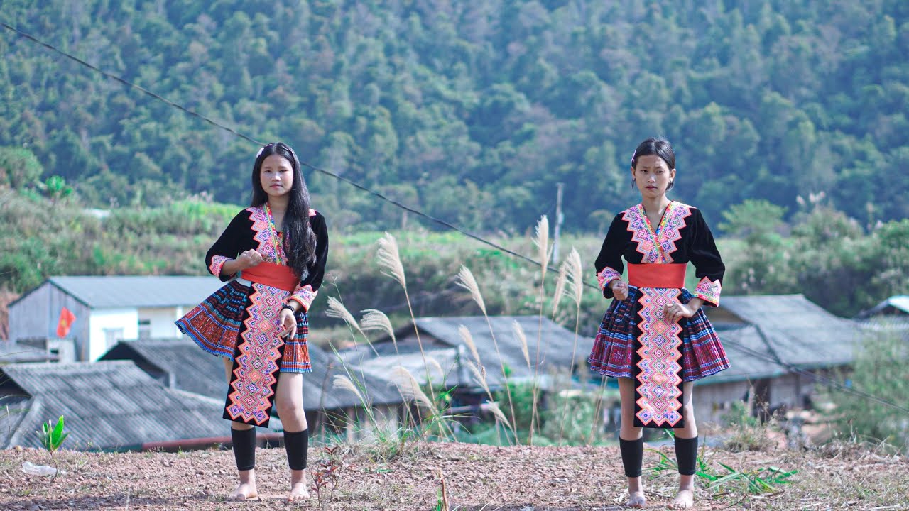 Daim Duab Liab Qab Uas Koj Muab Thaij Cia | Dance Cực Cuốn by Team HMOOB DV