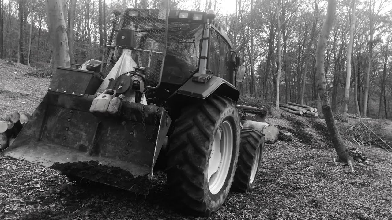 Valtra 6350  logging work