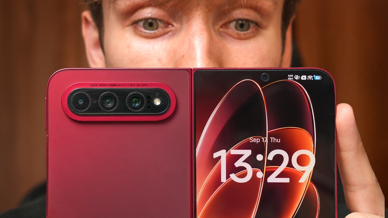 I Tested China&rsquo;s iPhone Duo - Xiaomi 18 Fold