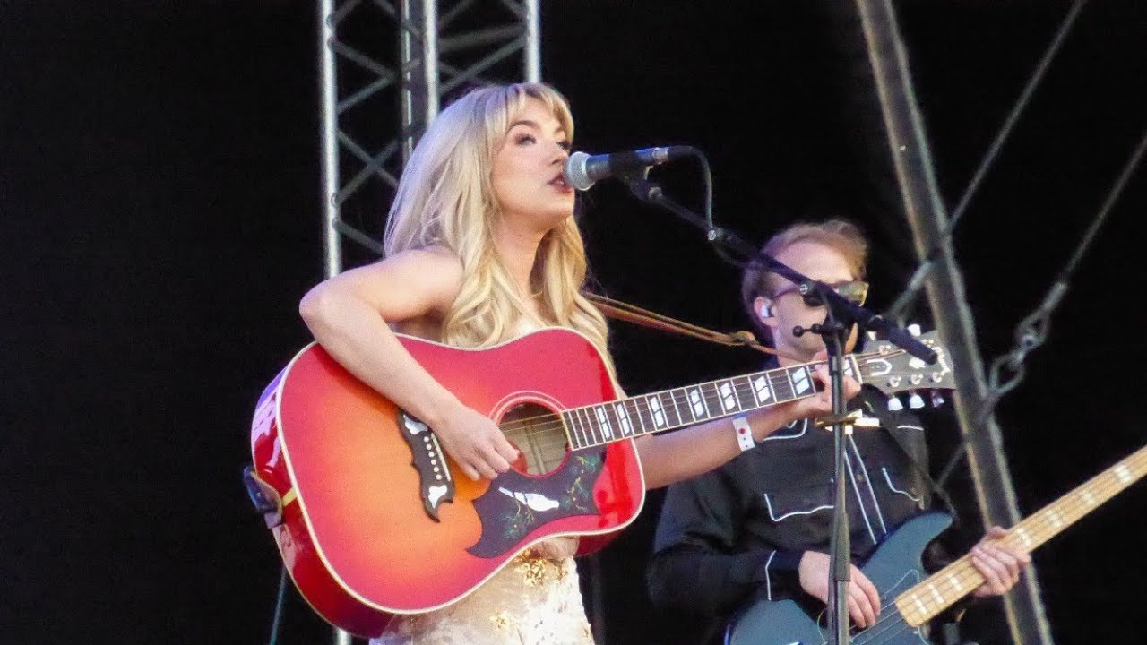 Rianne Downey - Rotterdam (Beautiful South cover) (Live from On The Waterfront, Liverpool 2024)