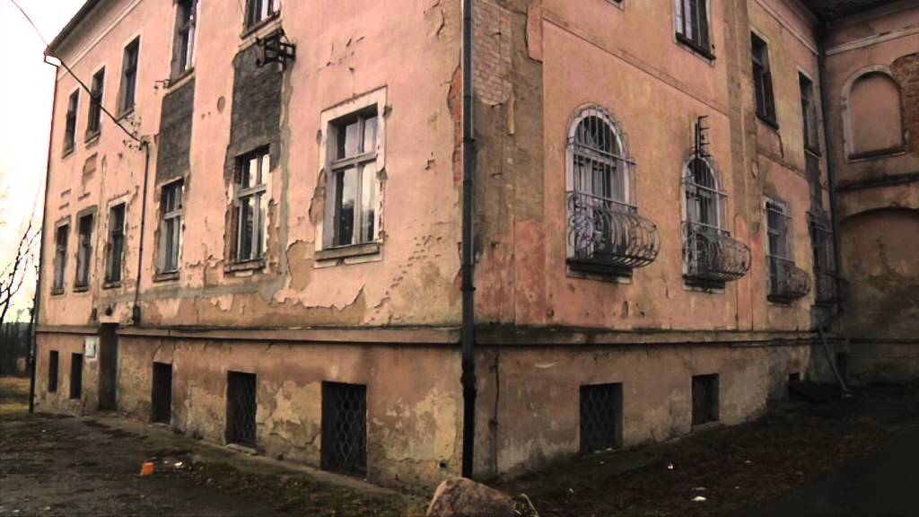 JERZMANOWA. PAŁACOWE PROBLEMY