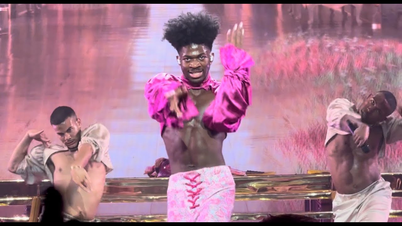 Lil Nas X - PURE/HONEY (Beyonc&eacute; Cover) - Live from The Long Live Montero Tour at Radio City