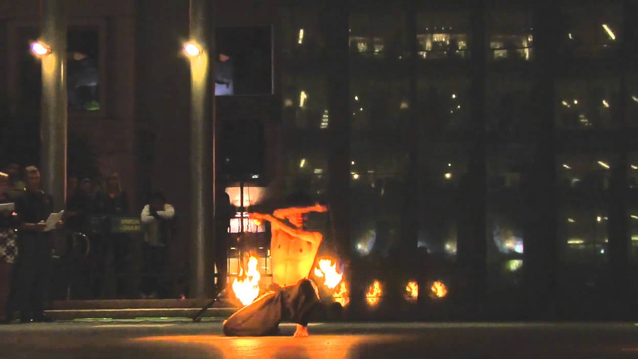 Fire Poi: Yuta: Temple of PoiGeek Fire Dancing Expo 2008