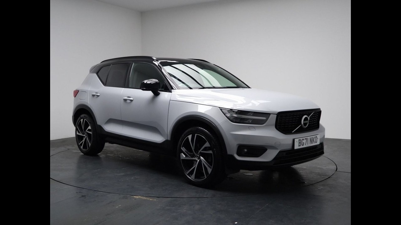 USED VOLVO XC40 2.0 B4 MHEV R-Design Pro SUV 5dr Petrol Hybrid Auto Euro 6 (s/s) (197 ps)