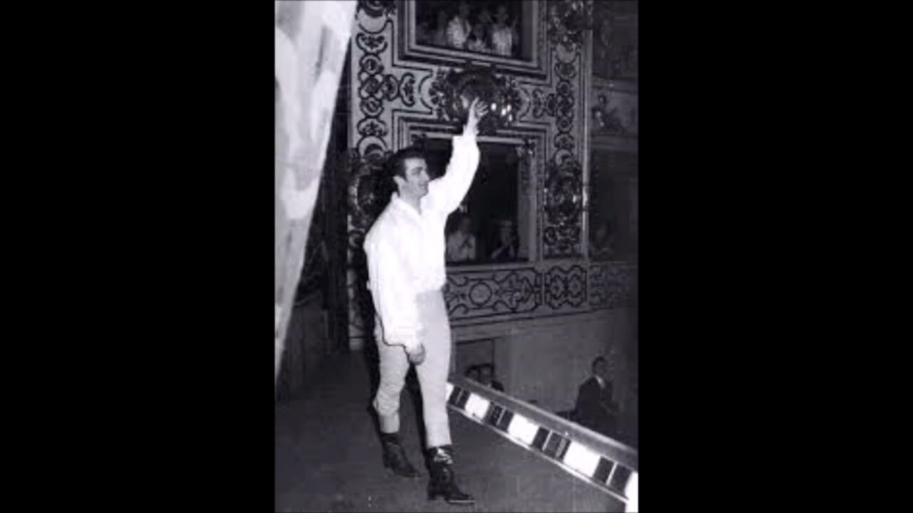 Tenor spinto Franco Corelli sing 