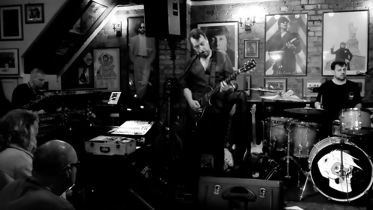Jim Kirkpatrick -Road of bones @ the Cavern