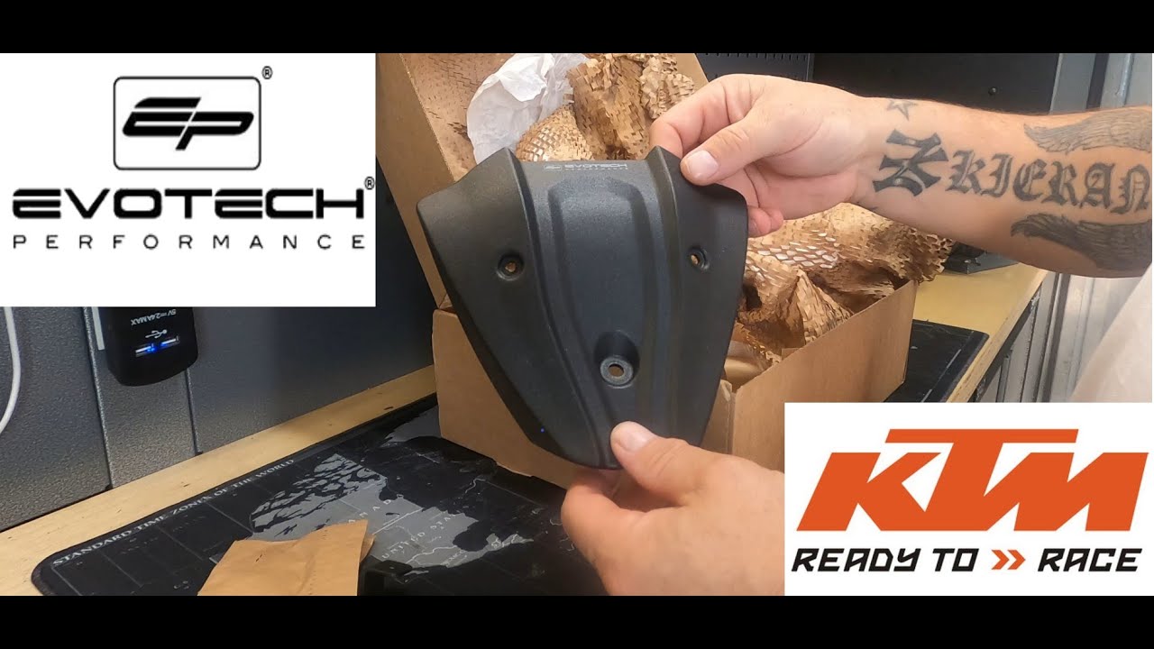 Fitting the Evotech Fly screen on my 2020 KTM 1290 Super Duke r