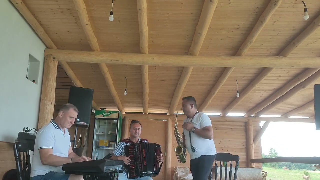 Sorin Constantin, Nelu Frenti și Cristi Ianosiga. Brâuri pe 7 și mișcate