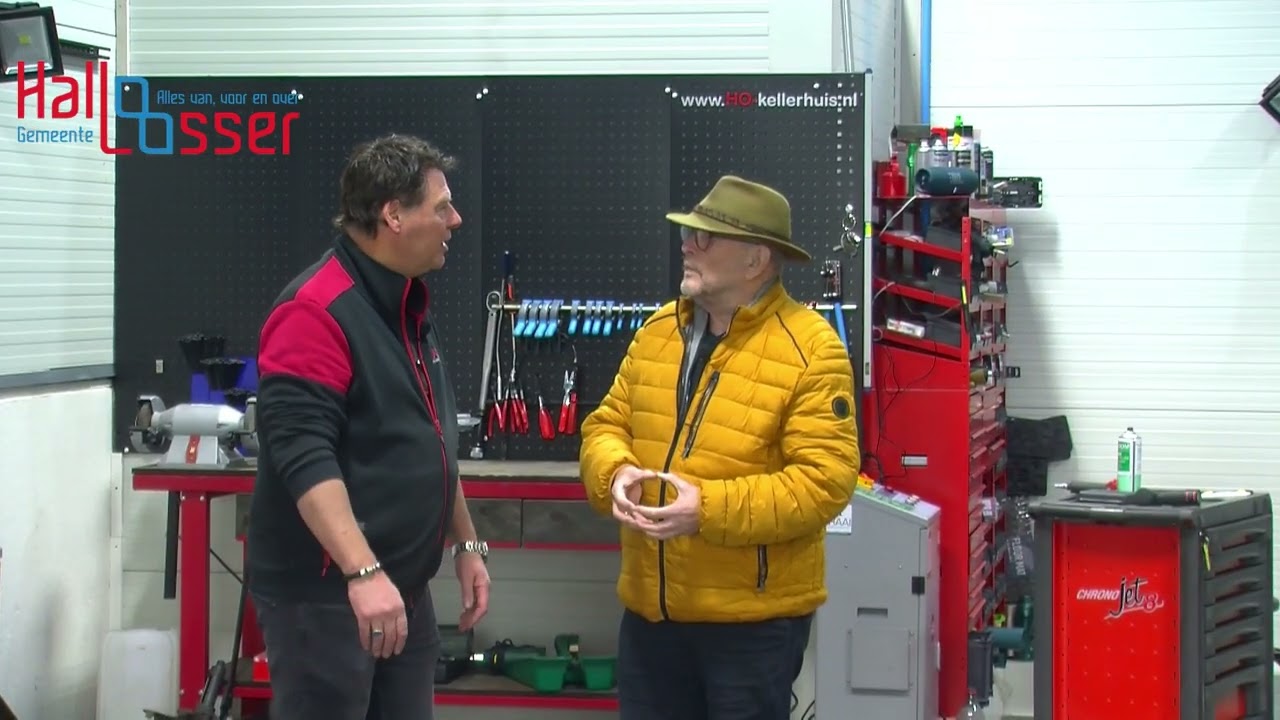 Sietse Smit in gesprek met Lowie Kellerhuis, over zijn nieuwe garage.