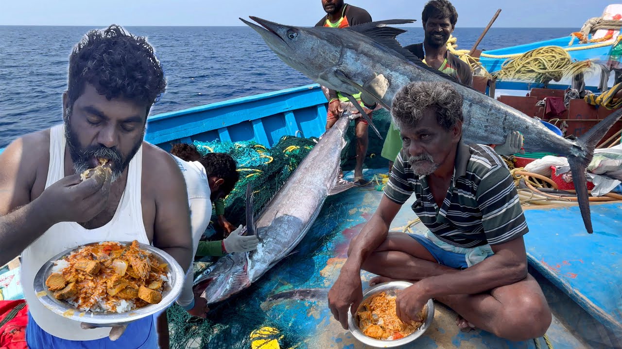 Amazing‼️The Thirteenth to Fifteenth Day We Stay In The Deep Sea 🤩 🌊 Cooking the Fish We Just Caught