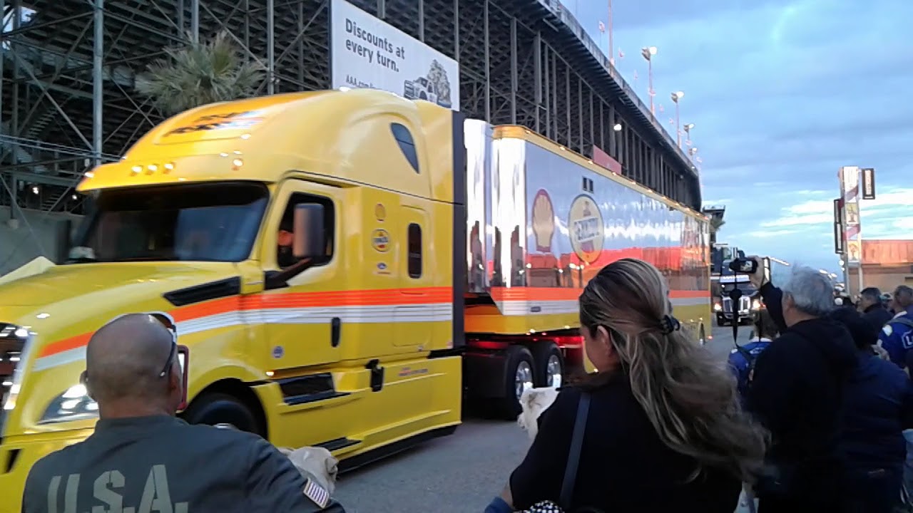 Monster Energy Nascar Cup Series Hauler Parade Auto Club Speedway 2018 Fontana