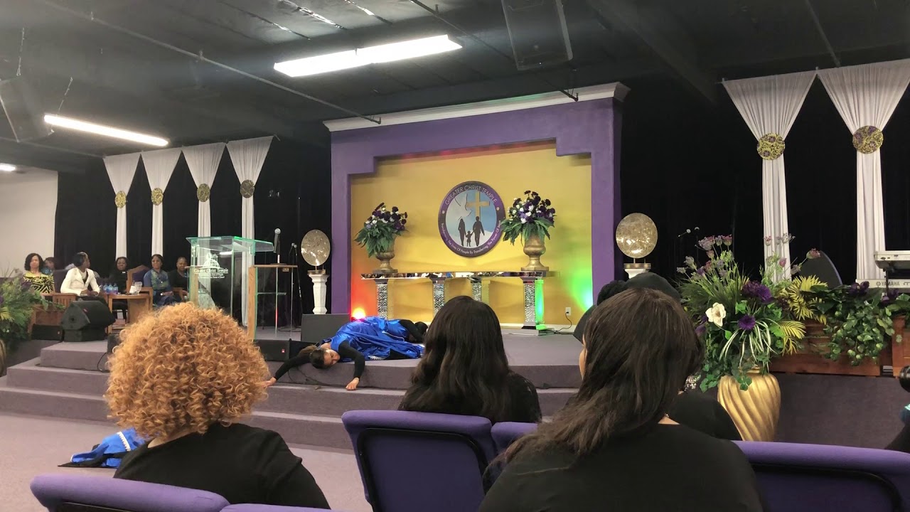 Praise Dance To Sinking by Tye Tribbett - Greater Christ Temple Praise Dance Ministry