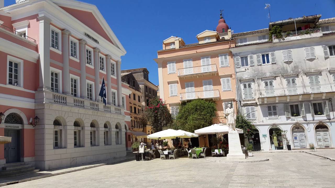 Walking around in Corfu town summer 2016