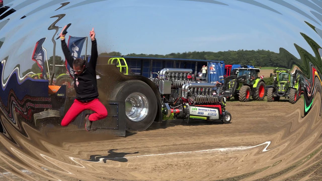 Green Fighter Heavy Modified Tractor Pulling by MrJo