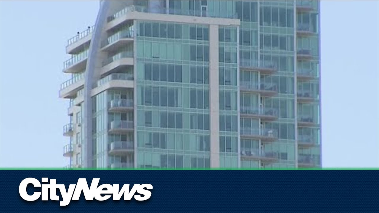 Renters offer higher rent, cash incentives as Calgary’s rental market gets hotter