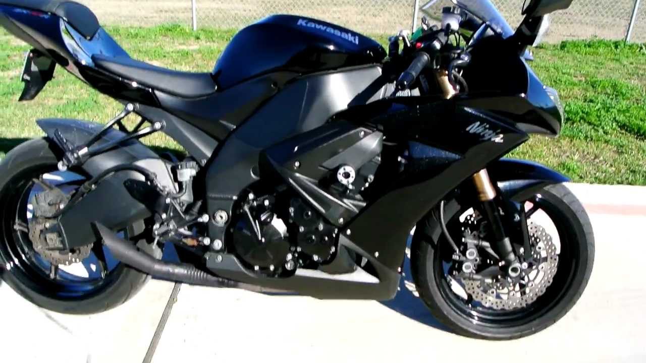 2008 Kawasaki ZX10R Ninja in Metallic Diablo Black