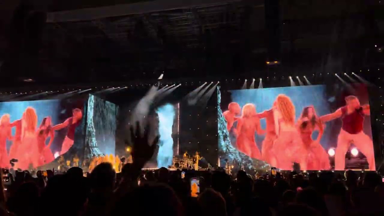 Shakira @MetLife Stadium NJ La bicicleta, La tortura live May 16th 2025