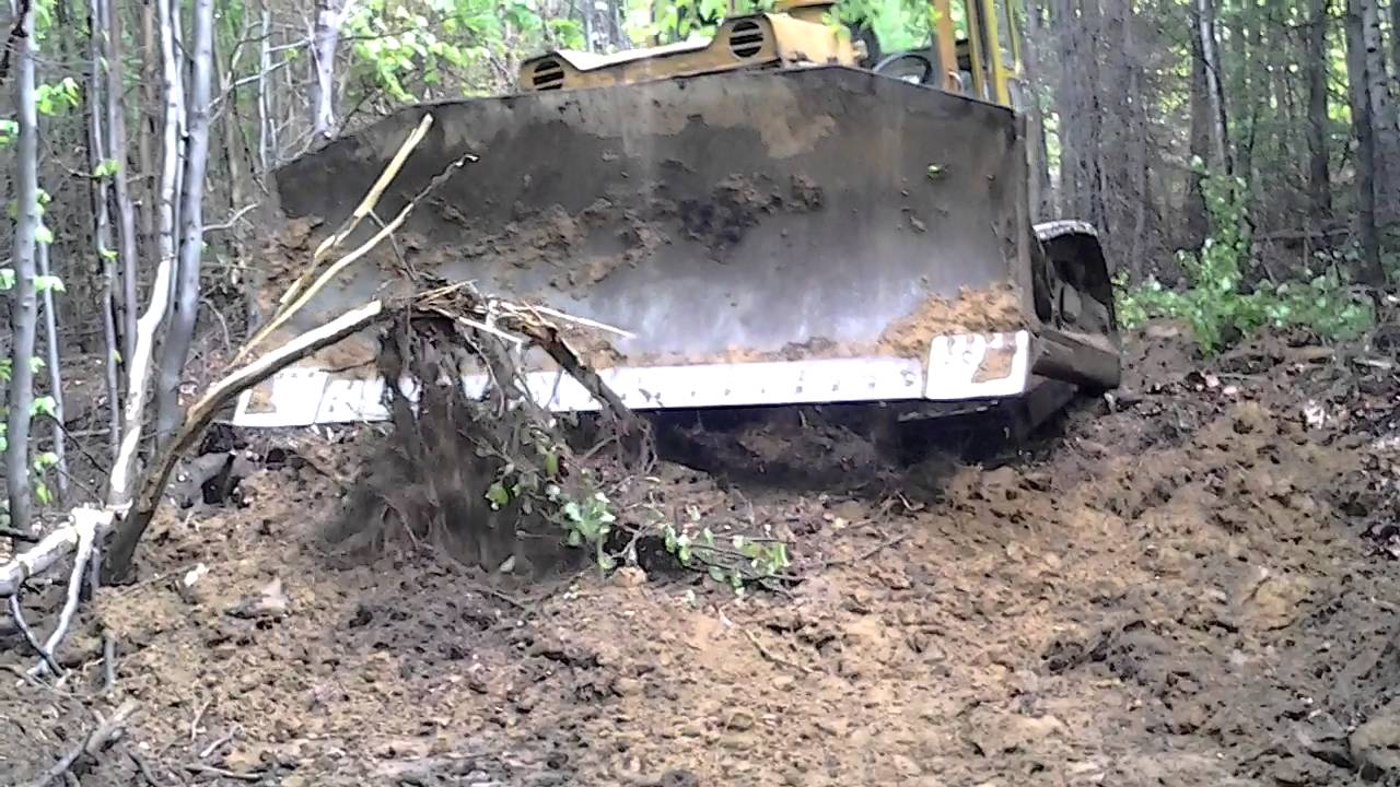 Stalinec T170 Buldozer,lesna cesta