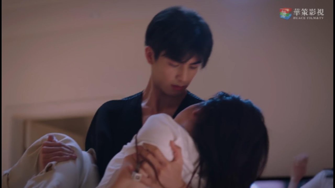 “妹妹”醉酒暈倒，下秒公主抱，滿眼都是寵溺【以家人知名】Go ahead#谭松韵 / #宋威龙 / 张新成 /