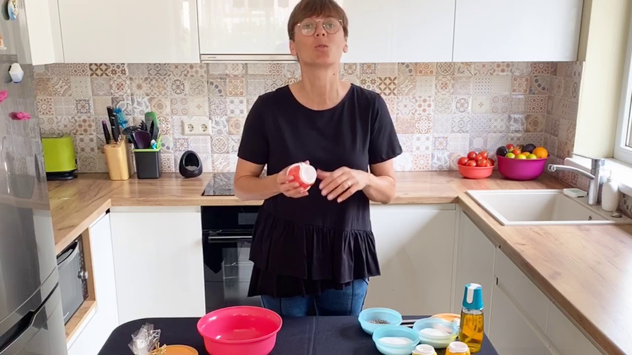Tupperware želiukų formelės. Vonios bombos