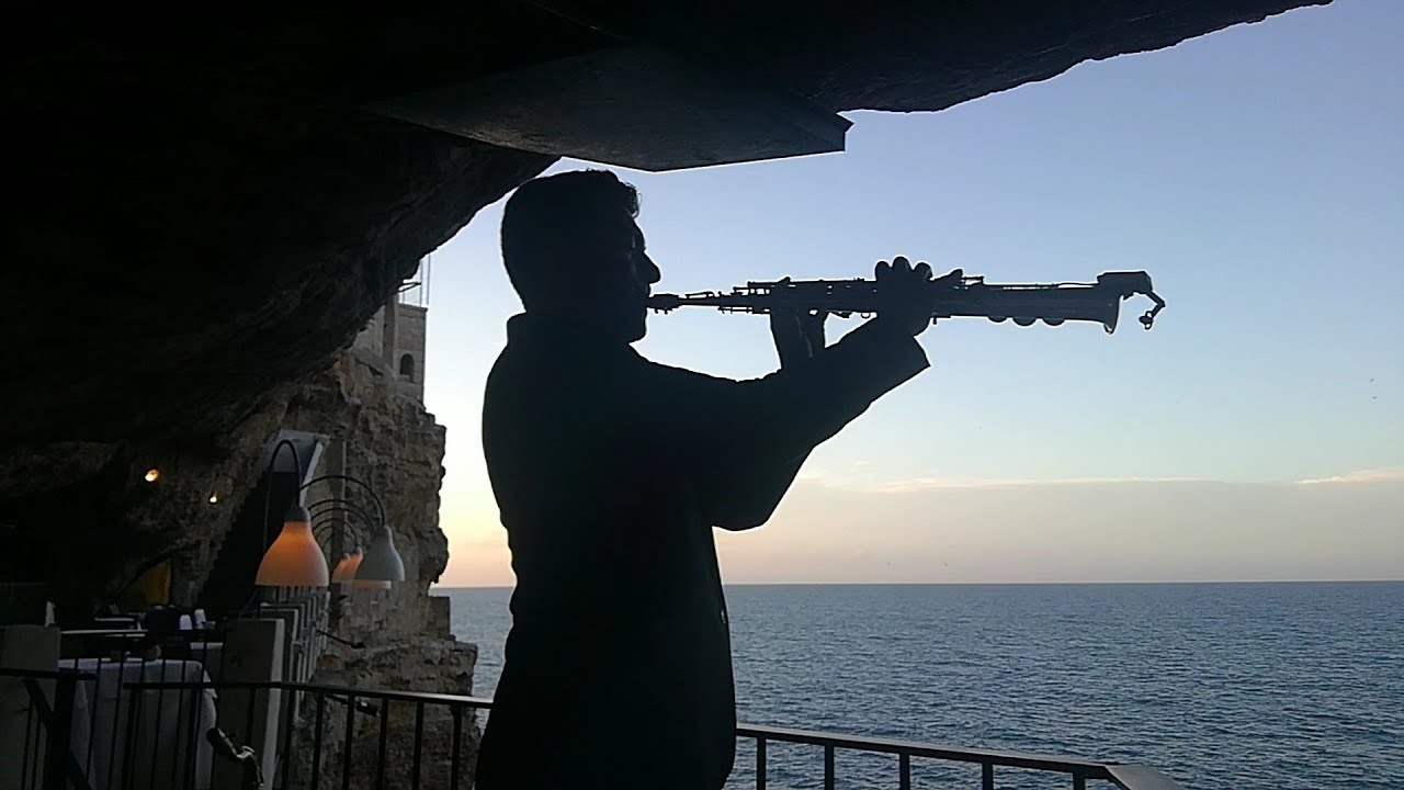 LOVE THEME from CINEMA PARADISO - Ennio Morricone ( Sax Soprano Cover) By Vincenzo Abbruzzi