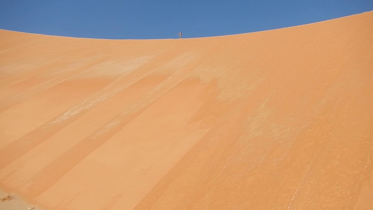 The humming dunes of the Rub al-Khali (Empty Quarter) in Oman
