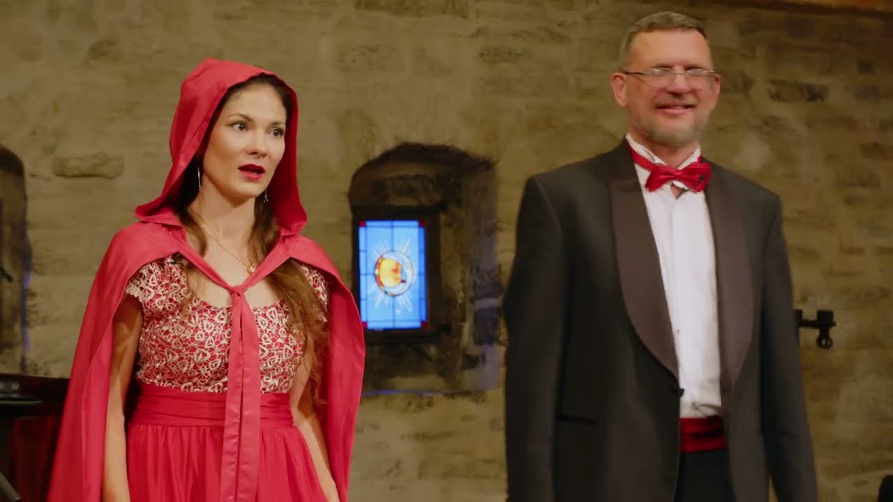 Красная Шапочка и всё-всё-всё: Путешествие в Серебряный век с помощью искусственного интеллекта.