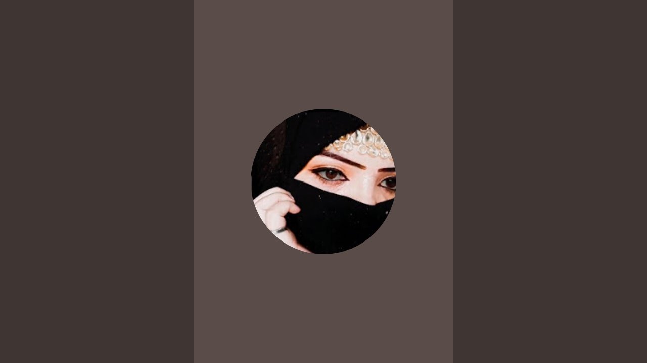 Sana Khan is live!