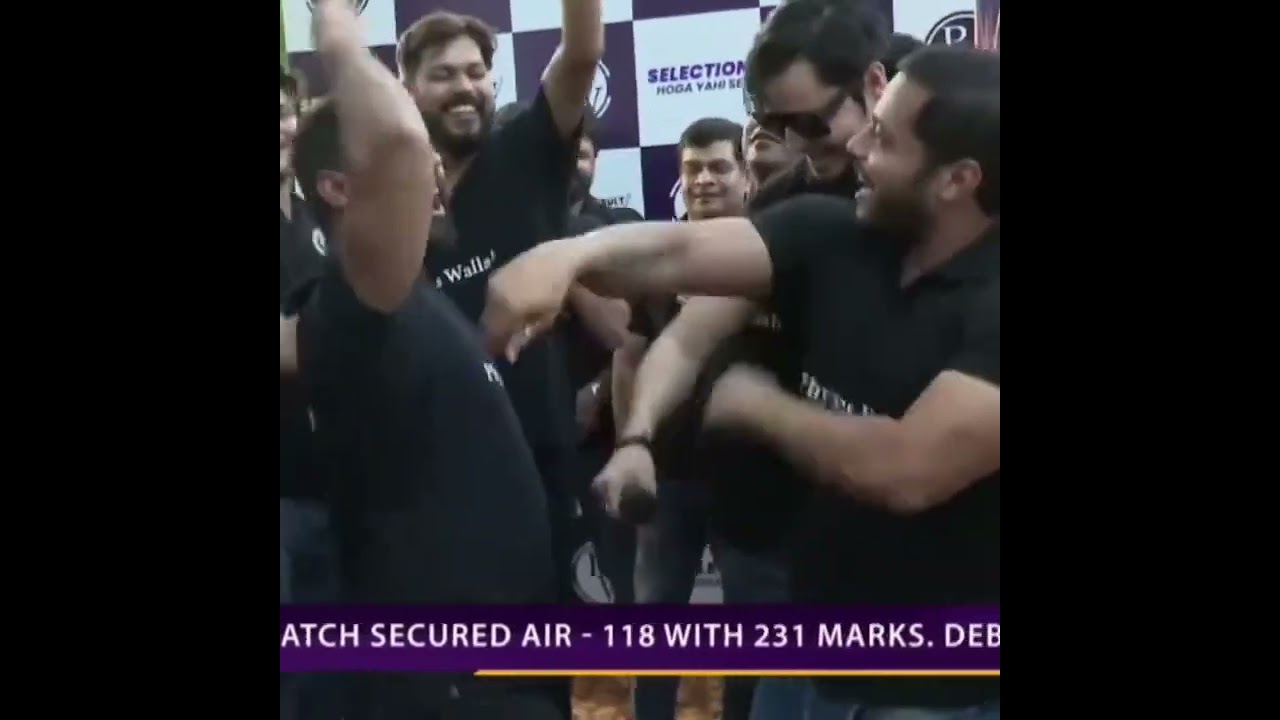 JEE ADVANCE Results Celebration 🎉🎊🎉//#shorts #physicswallah #pw #neet #j&eacute;e #motivation