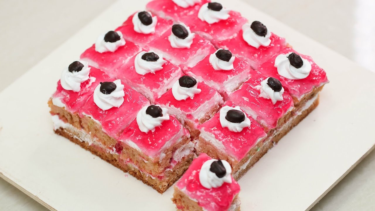 PETIT FOURS l STRAWBERRY PETIT FOURS  l EGGLESS & WITHOUT OVEN