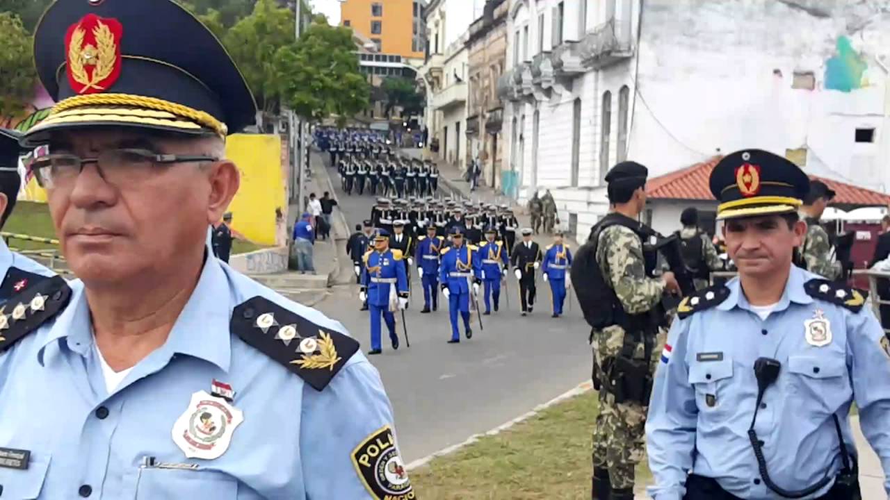 Desfile 2016 14.05. Asunción