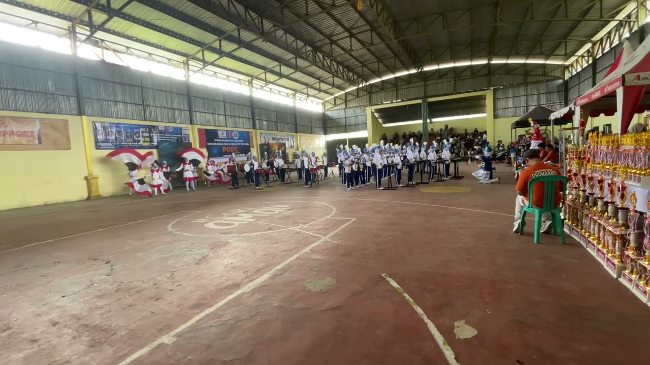 Drumband UPT SD Negeri 2 Podomoro