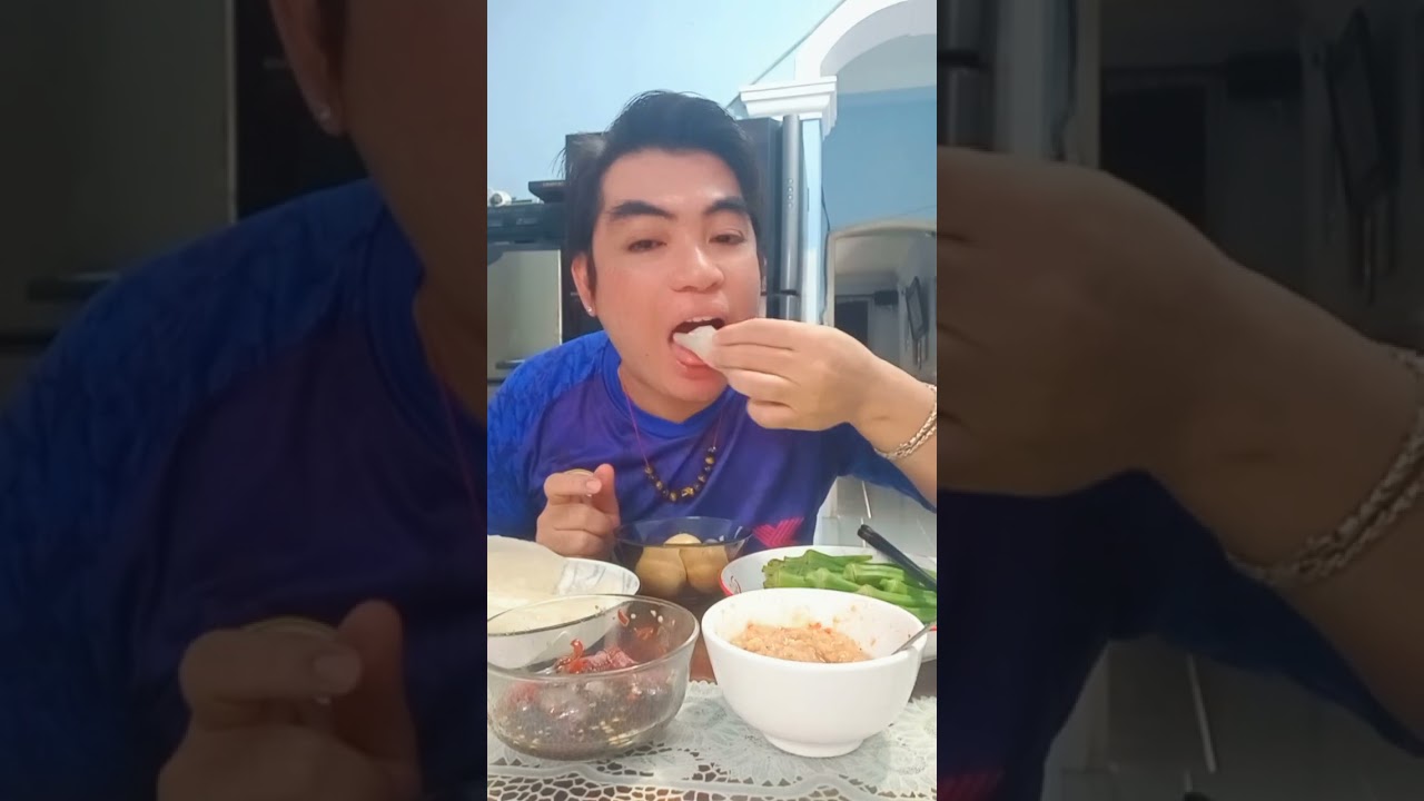 Mời Cả Nhà Ăn Bánh Tráng Với Mình Nha 