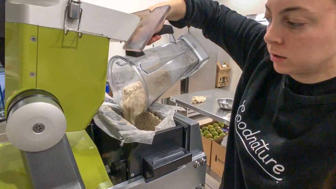 ALMOND MILK COLD PRESSED ON THE GOODNATURE X-1 MINI