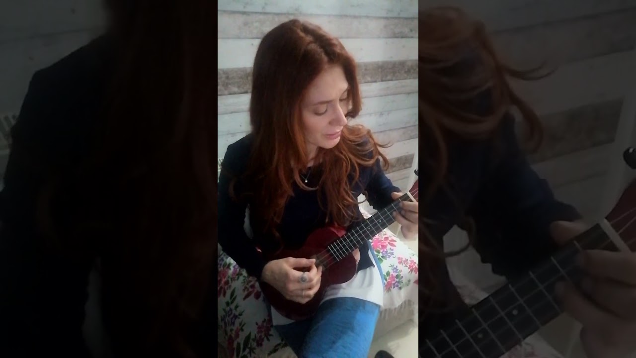 Yağmur yağar taş üstüne❤️🎶 #kendimce #ukulelecover #türkülerimiz