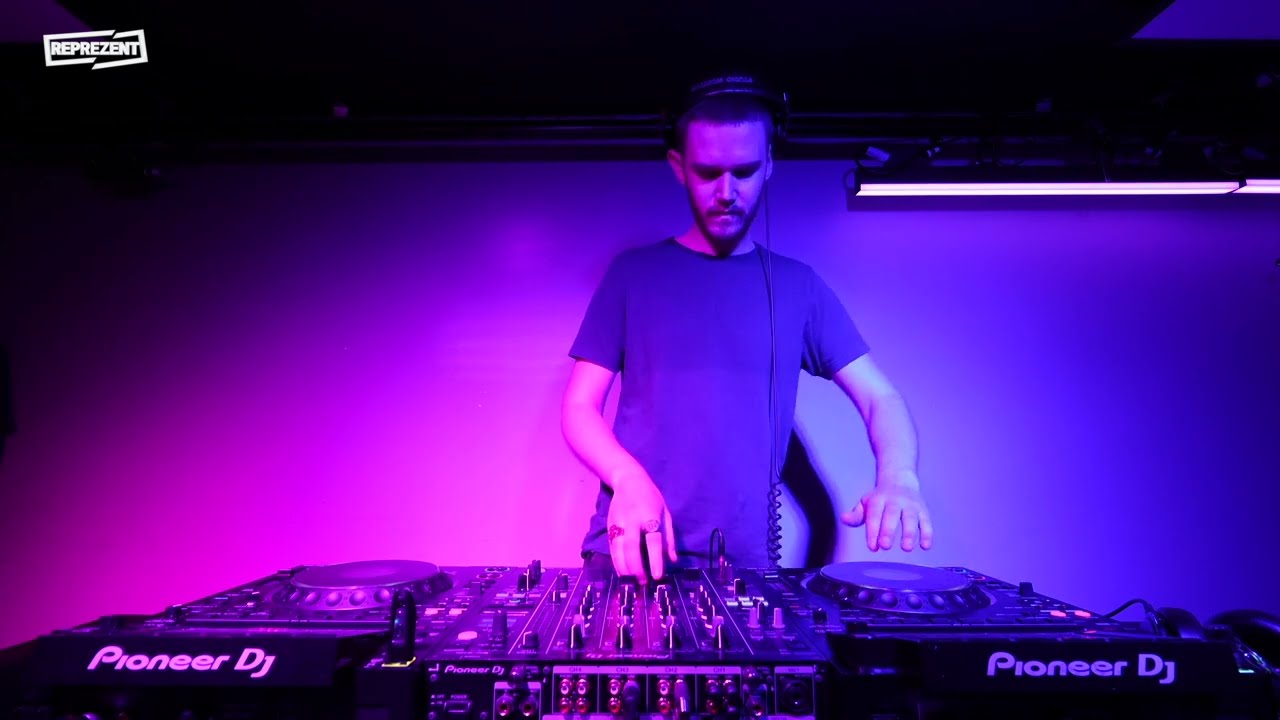 MoreNight | '100% MoreNight' Mix for Love In The Endz | Reprezent