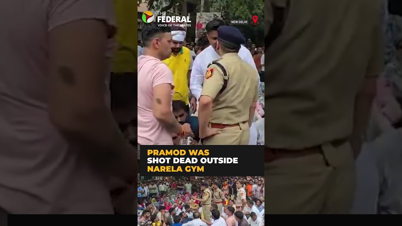 Narela murder: Family protests after property dealer shot dead | #shorts