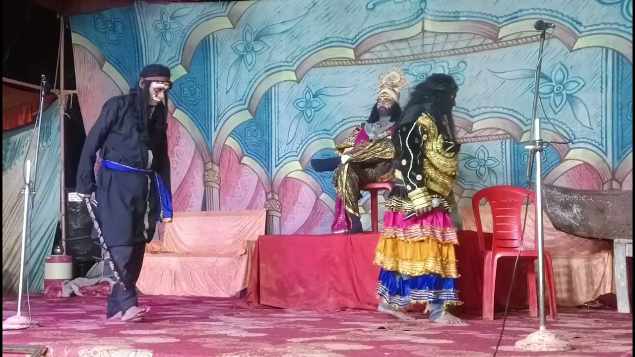 सूर्पनखा के नाक कान काटकर लक्ष्मण ने किया श्रृंगार। राघव रामलीला मंडल आरी धाम महोबा 