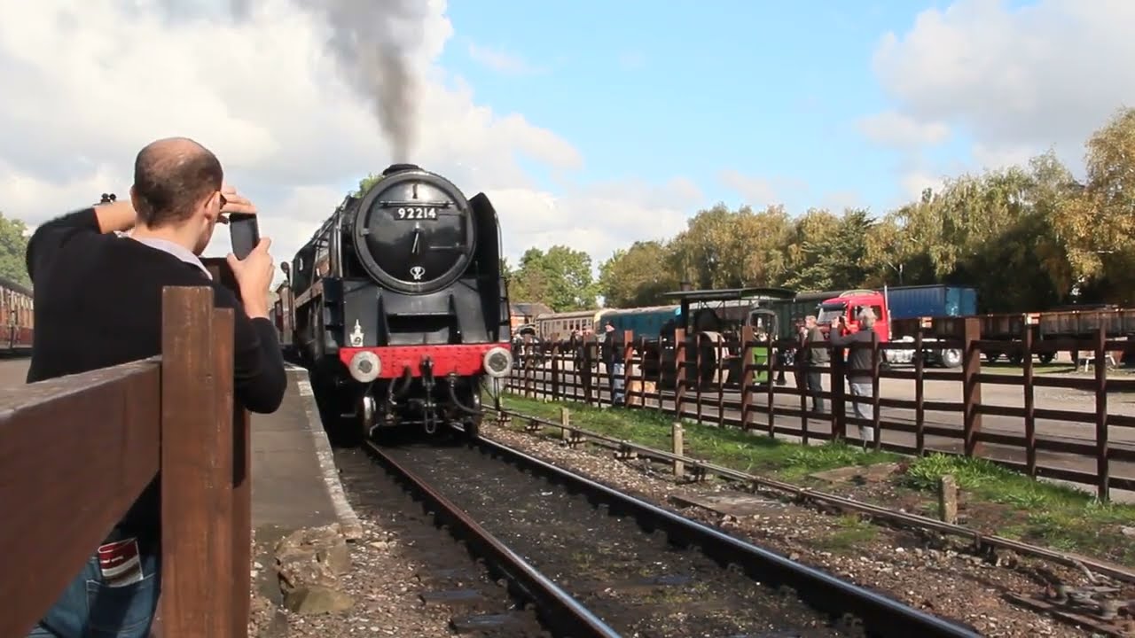 British Railways Class 9F 92214 Freight Demonstration on the Great Central Railway 