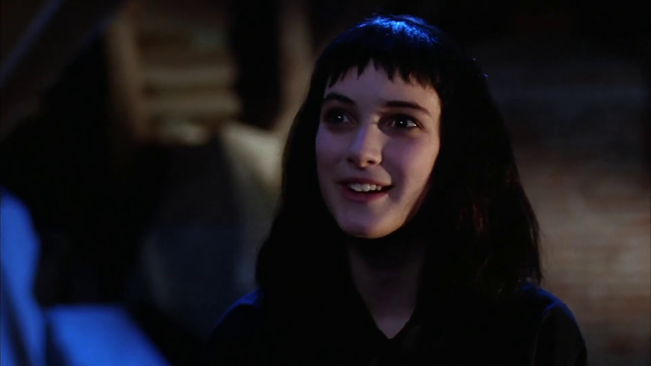 Logoless Lydia scenepack