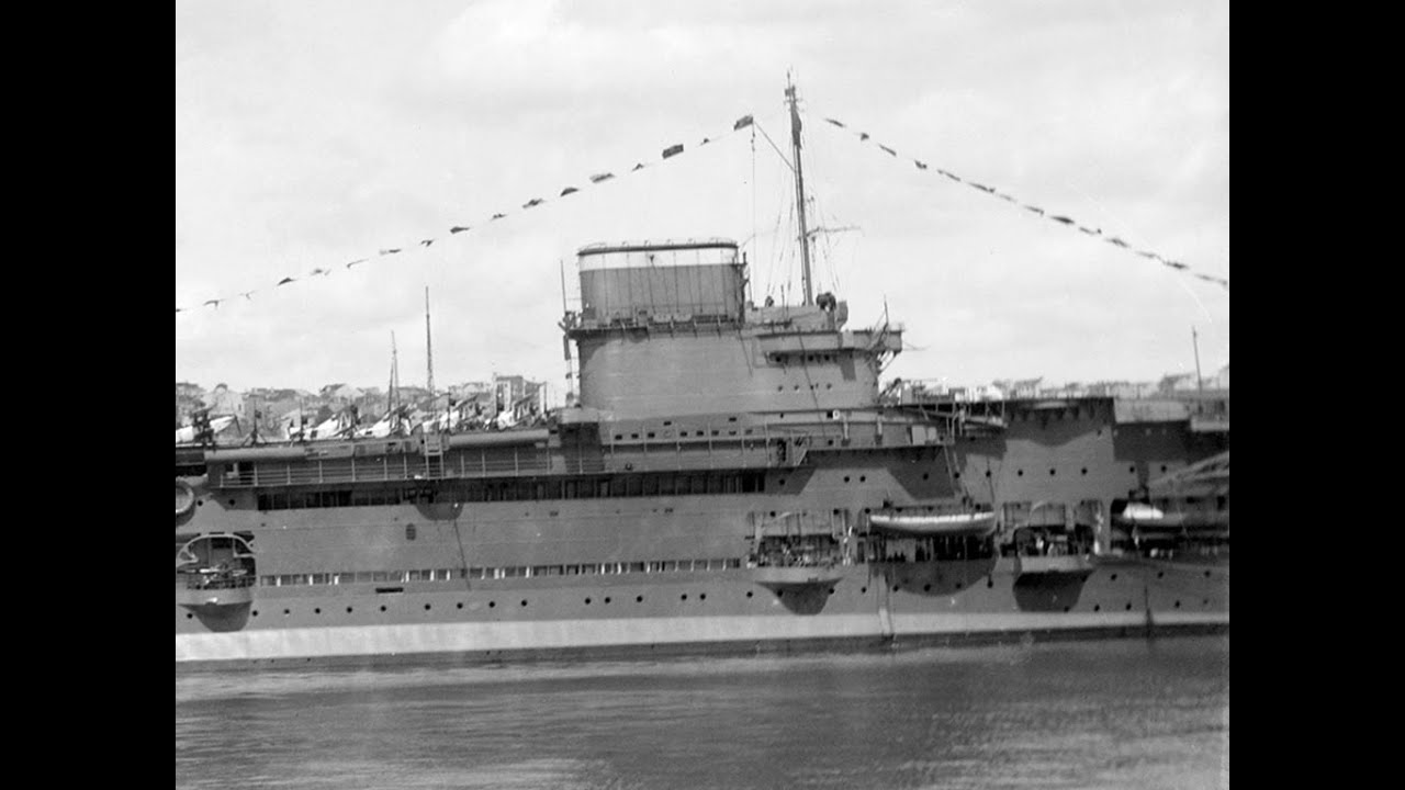 HMS Courageous in Lisbon (1932)