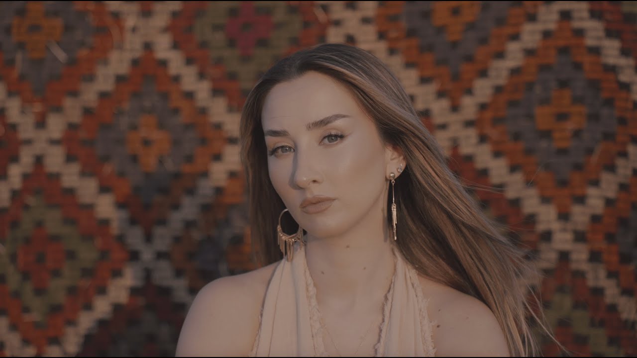 Emine Fidan - Aşka Esaret (Official Music Video)