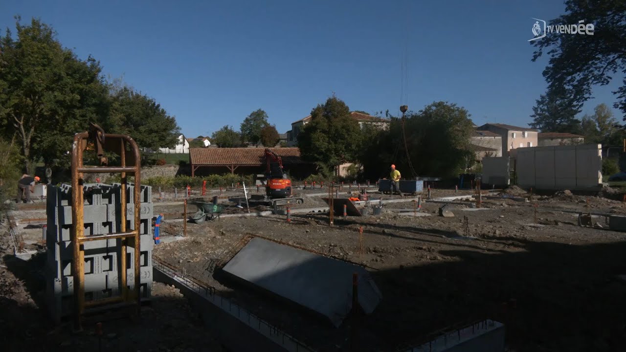 Beaurepaire. Les petits commerces ont-ils encore un avenir dans nos centres-bourgs de Vend&eacute;e ?