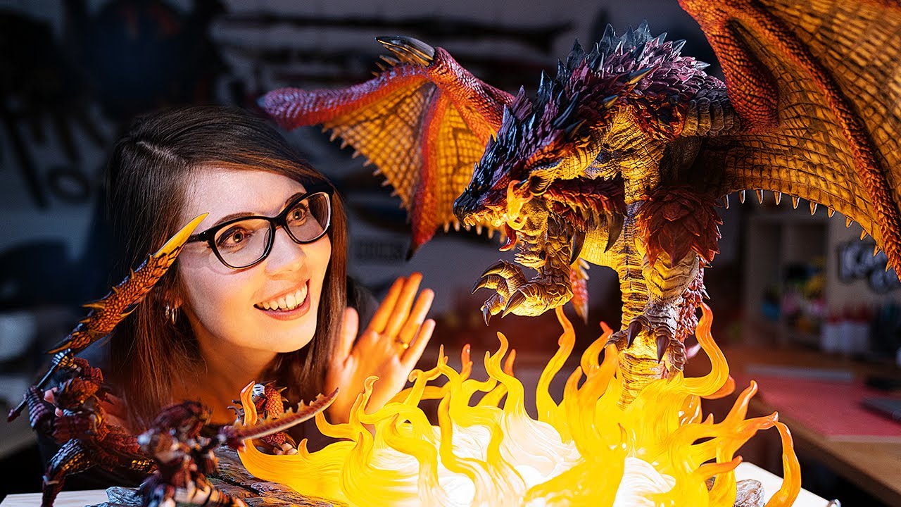 Unboxing my most INSANE Monster Hunter statue EVER! 🔥