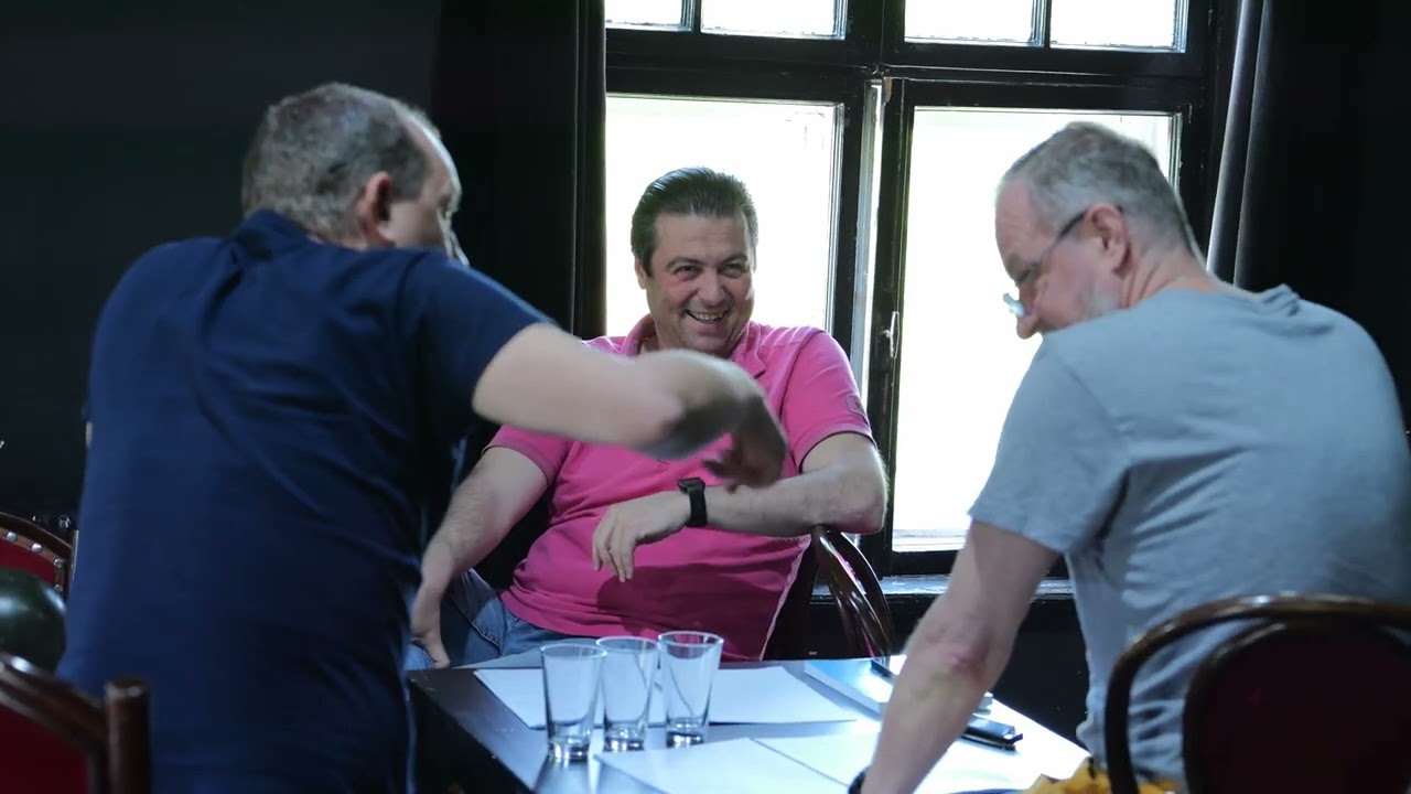 Behind the scenes: MAȘINIȘTII