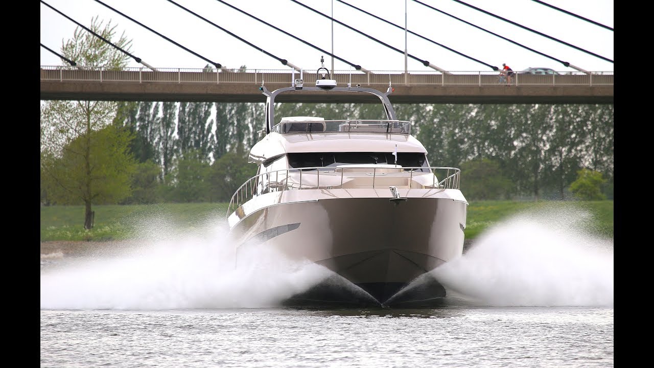 Van der Heijden Yachts’ Phantom Flybridge 24m/79ft