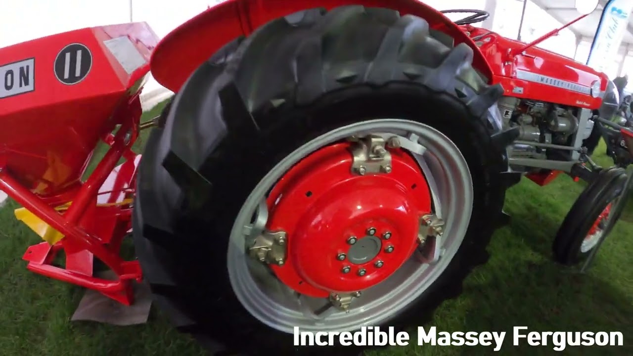 1965 Massey Ferguson 135 Multi-Power 2.5 Litre 3-Cyl Diesel Tractor (46 HP) Newark Tractor Show 2021